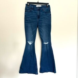 Hollister Women’s Blue Distressed High Rise Flare Jeans Waist 28